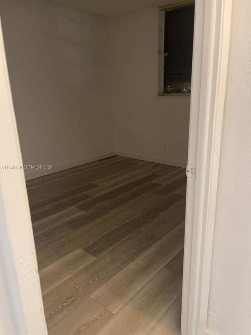 4550 NW 9th St , Unit 801E, Miami, FL 33126 Photo