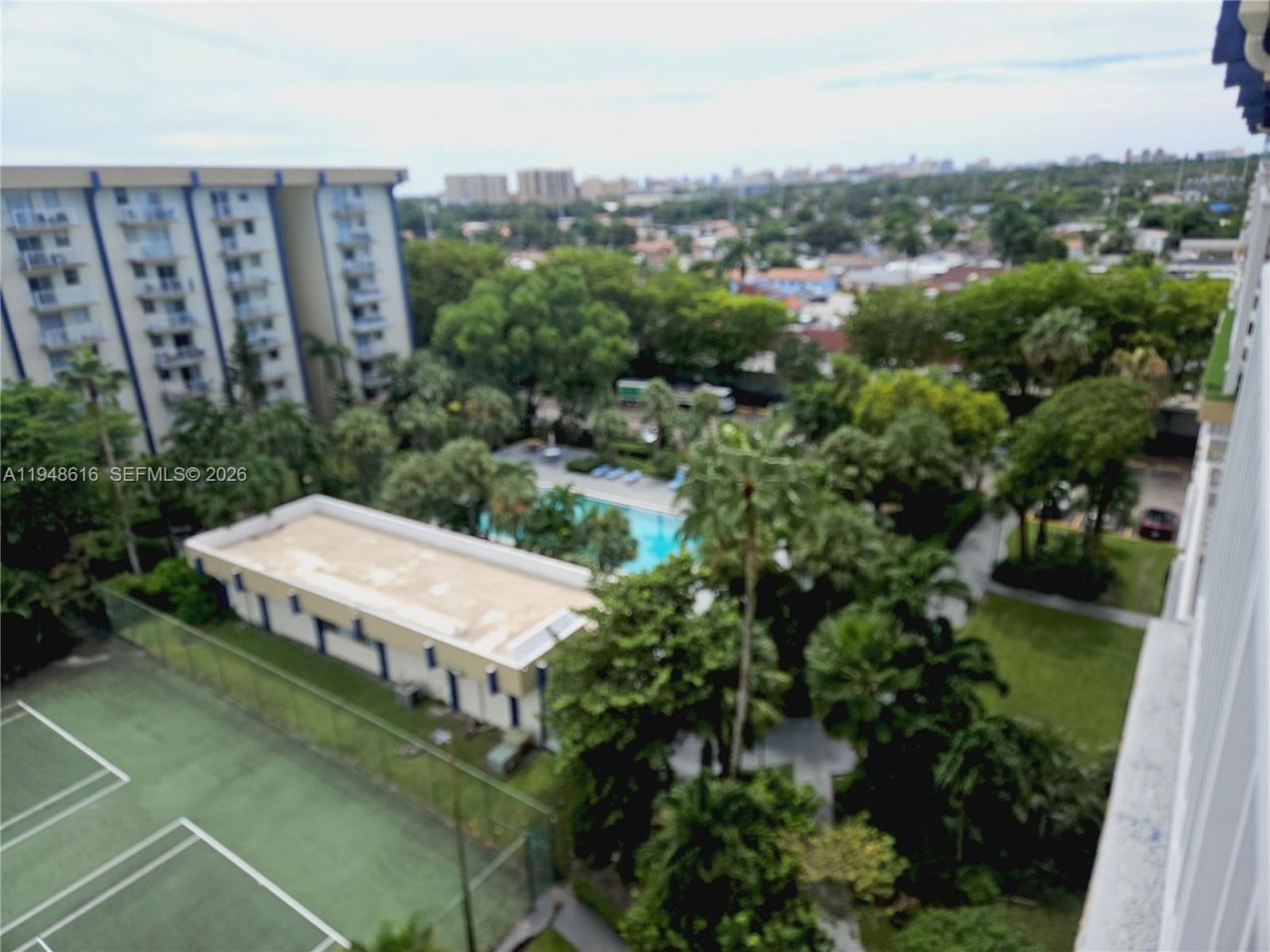 4550 NW 9th St , Unit 801E, Miami, FL 33126 Photo