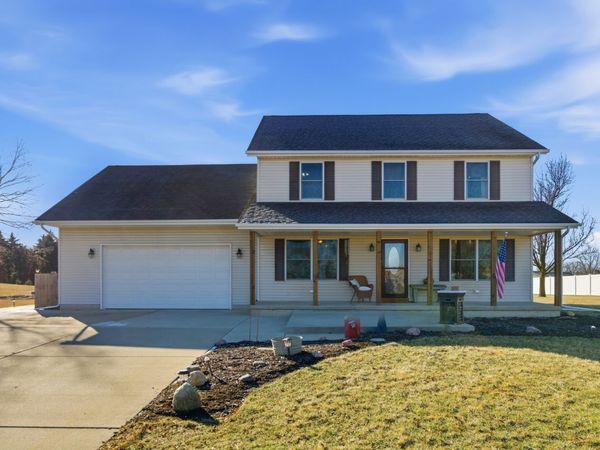 2216 N 2929th Road, Marseilles, IL 61341