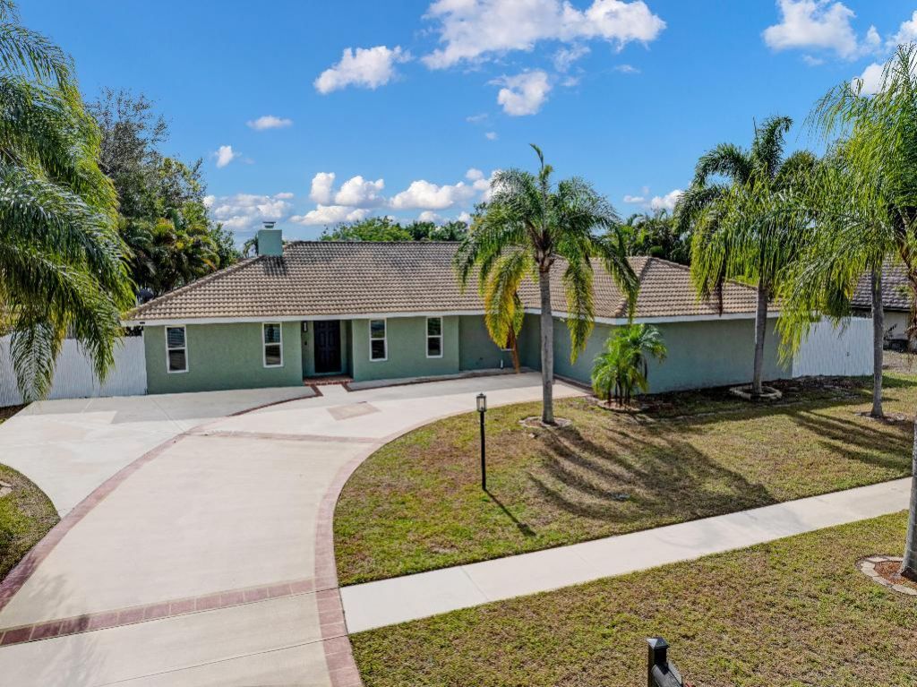 1826 SE Greendon Avenue, Port Saint Lucie, FL 34953 Photo