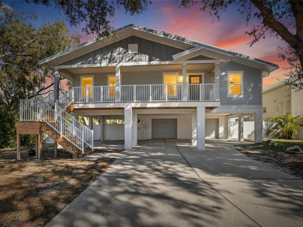 9402 OAK STREET, RIVERVIEW, FL 33578