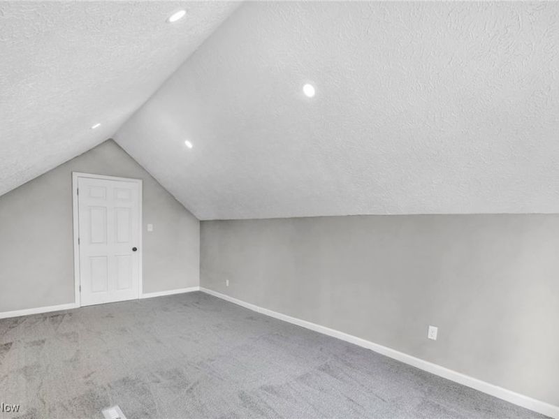 3282 W 38th Street, Cleveland, OH 44109 Photo 28