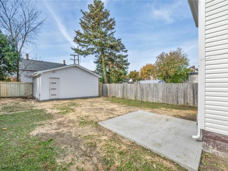 3282 W 38th Street, Cleveland, OH 44109 Photo 36