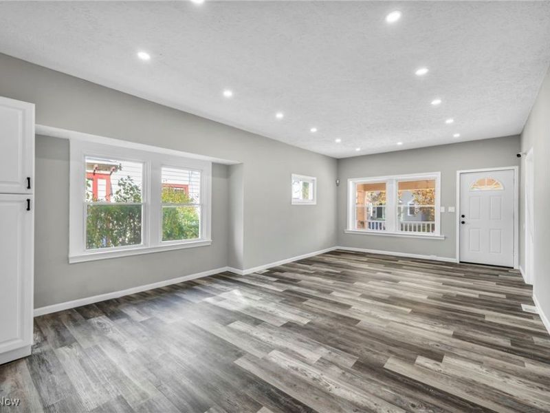 3282 W 38th Street, Cleveland, OH 44109 Photo 6