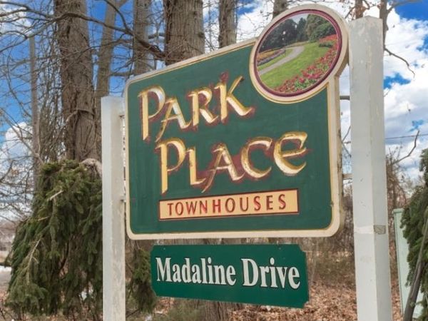 1706 Madaline Dr, Woodbridge, NJ 07001