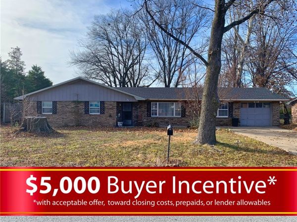 1302 B Street, Bentonville, AR 72712