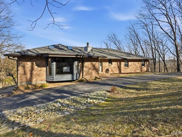 9 N Trail Drive, Eureka, MO 63025