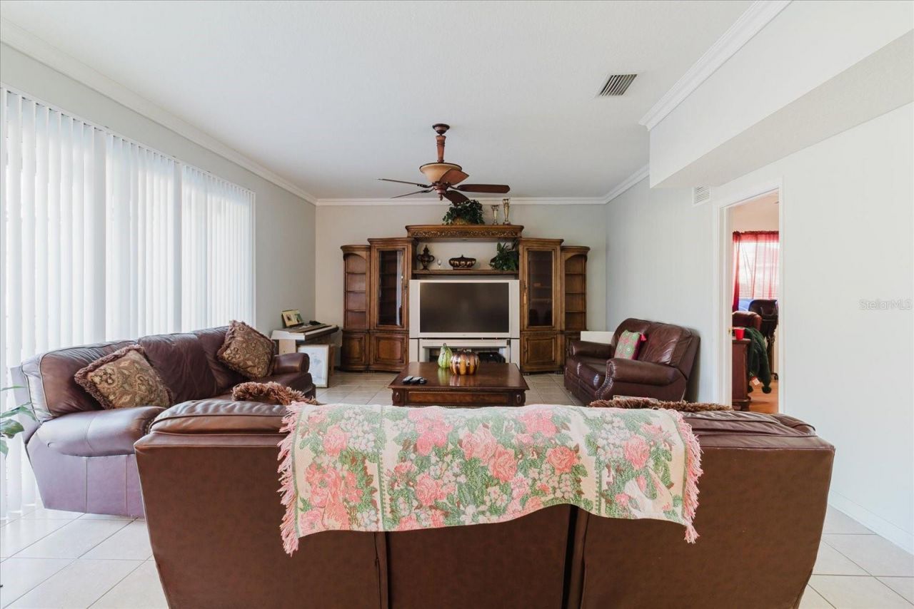 2717 Avon River Drive, Valrico, FL 33596 Photo