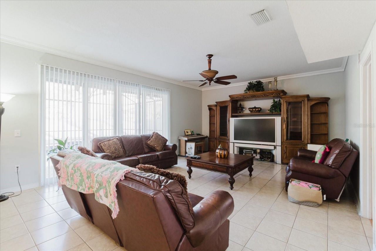 2717 Avon River Drive, Valrico, FL 33596 Photo