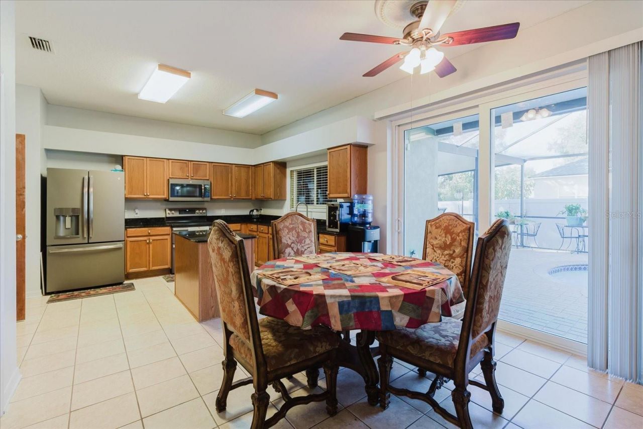 2717 Avon River Drive, Valrico, FL 33596 Photo