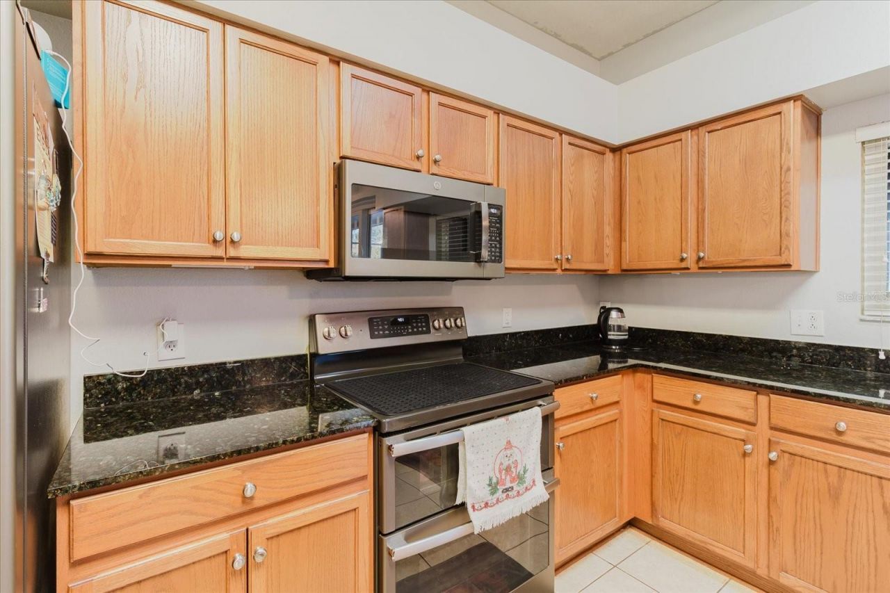 2717 Avon River Drive, Valrico, FL 33596 Photo