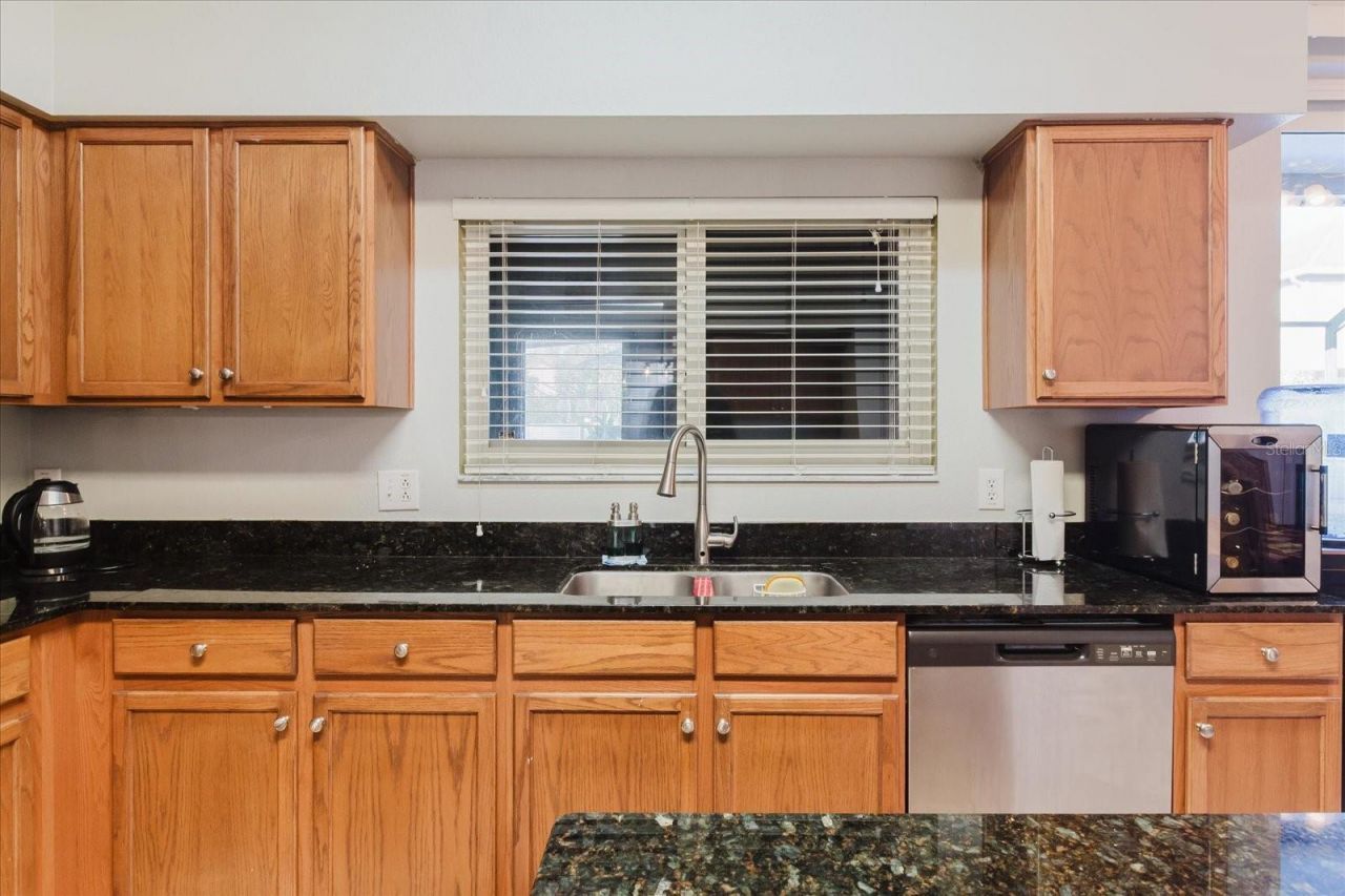 2717 Avon River Drive, Valrico, FL 33596 Photo