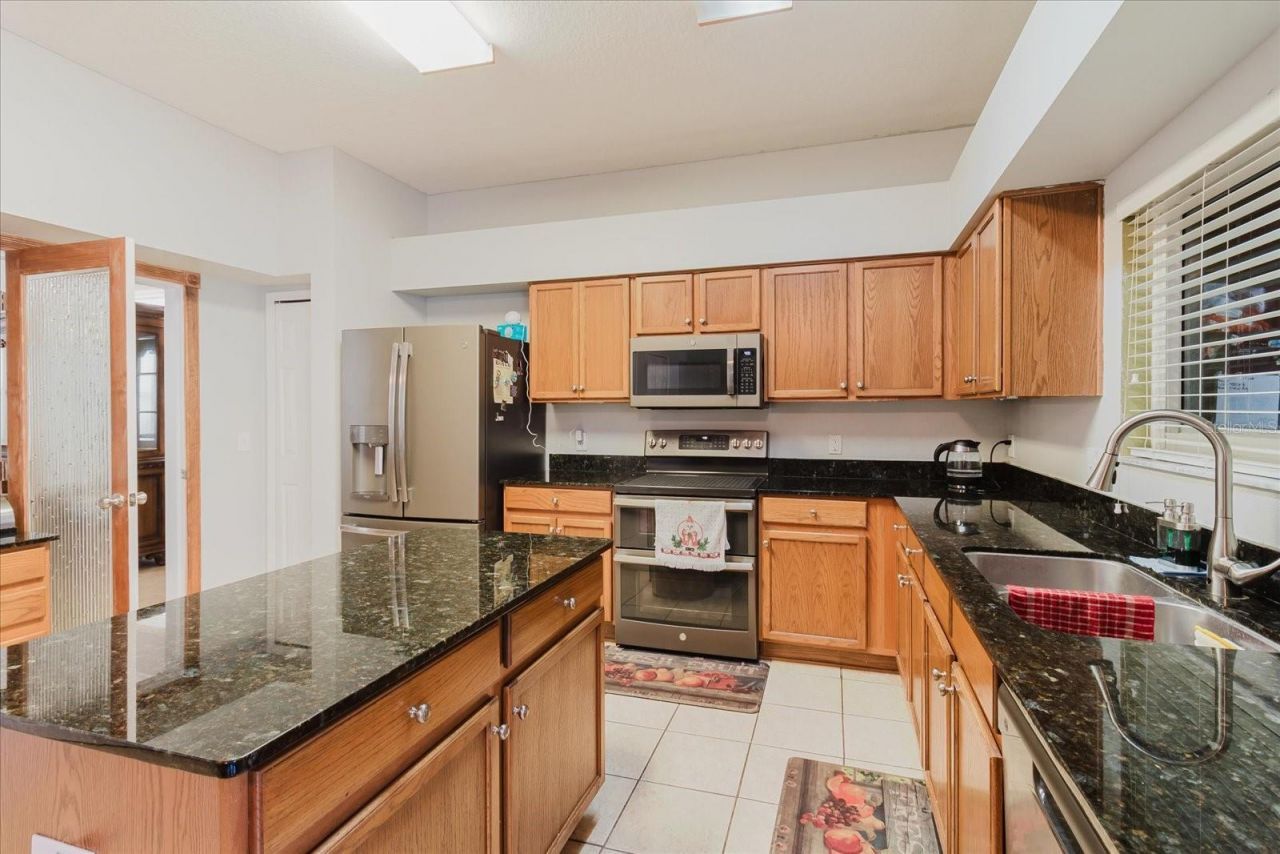 2717 Avon River Drive, Valrico, FL 33596 Photo