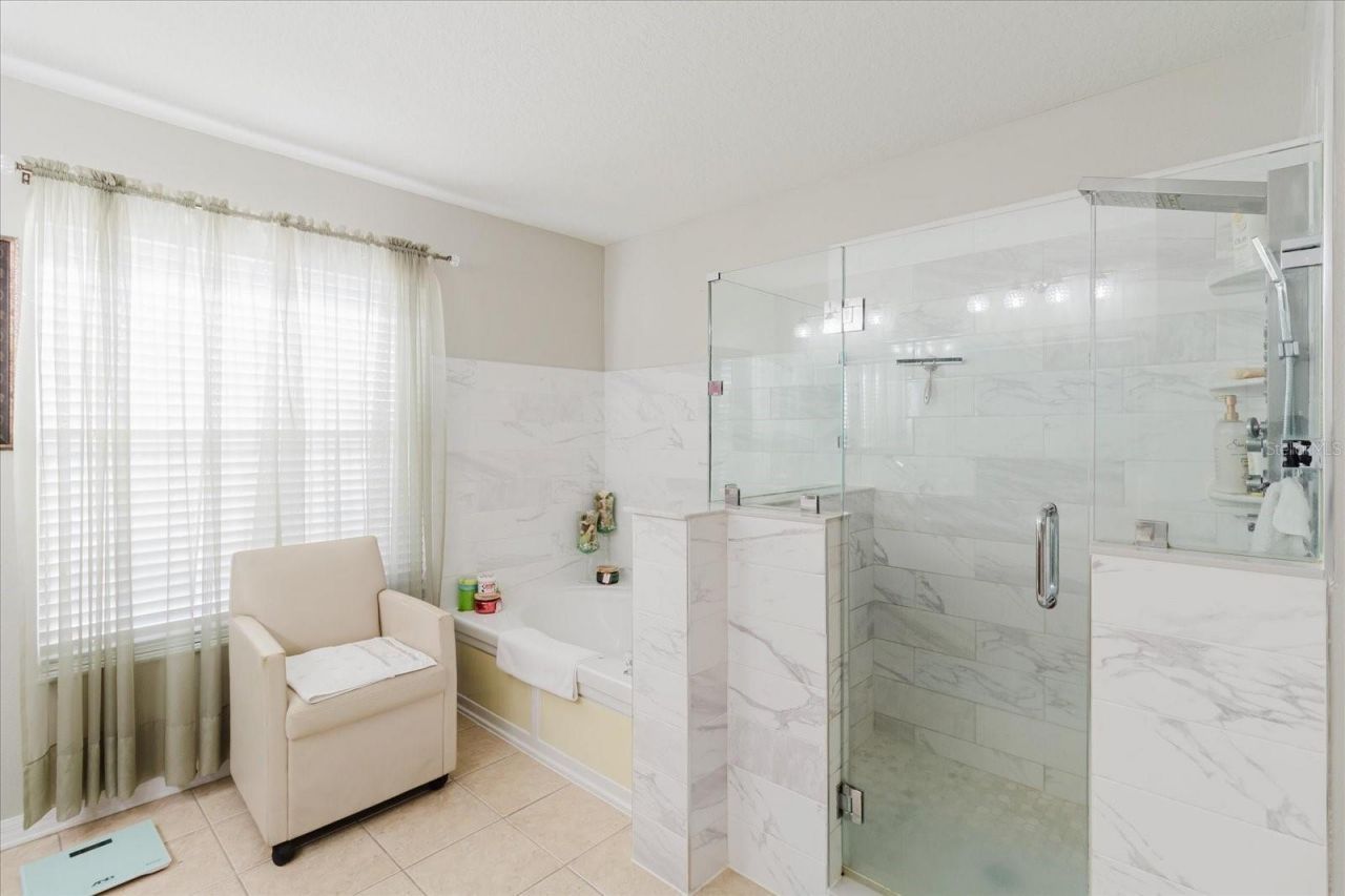 2717 Avon River Drive, Valrico, FL 33596 Photo