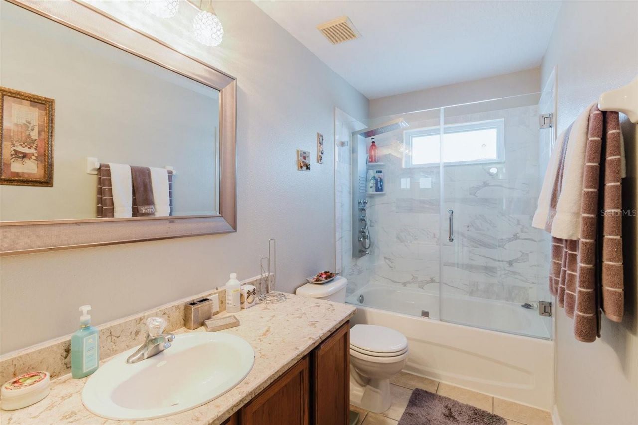 2717 Avon River Drive, Valrico, FL 33596 Photo