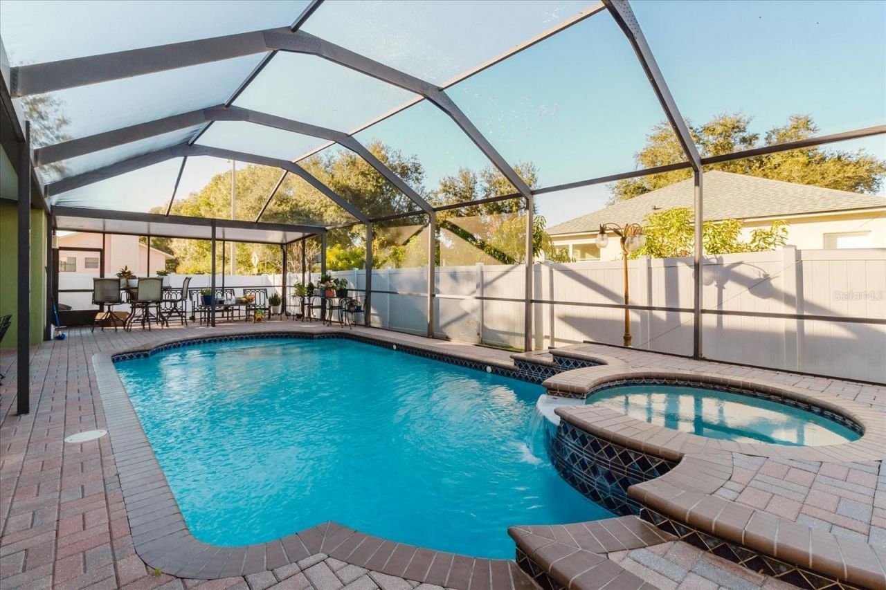 2717 Avon River Drive, Valrico, FL 33596 Photo