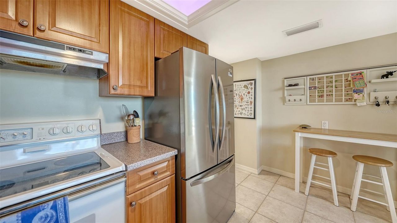5300 Ocean Boulevard, Unit 301, Sarasota, FL 34242 Photo