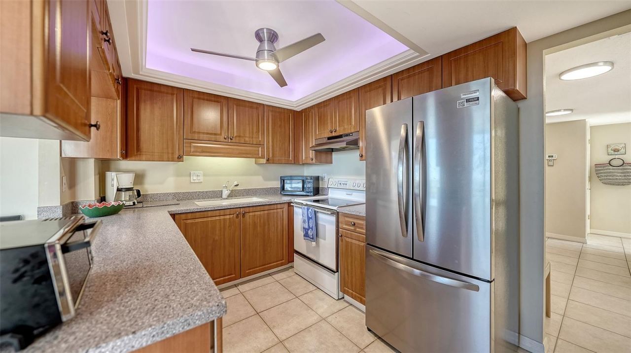 5300 Ocean Boulevard, Unit 301, Sarasota, FL 34242 Photo