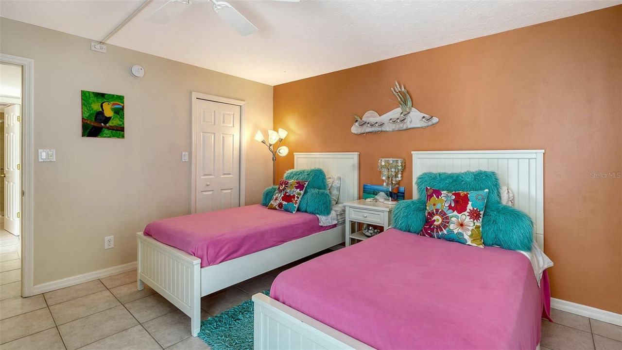 5300 Ocean Boulevard, Unit 301, Sarasota, FL 34242 Photo