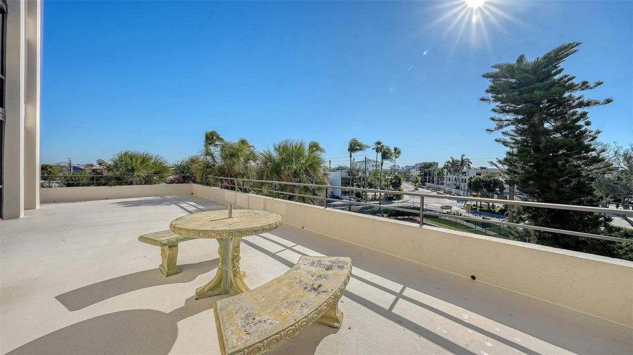 5300 Ocean Boulevard, Unit 301, Sarasota, FL 34242 Photo