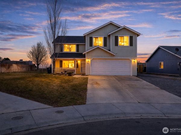 1407 S Husky Drive, Moses Lake, WA 98837