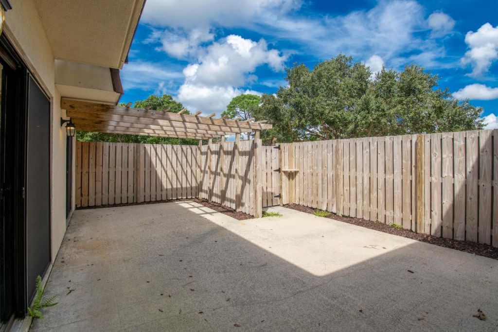 1607 16th Lane, Palm Beach Gardens, FL 33418 Photo