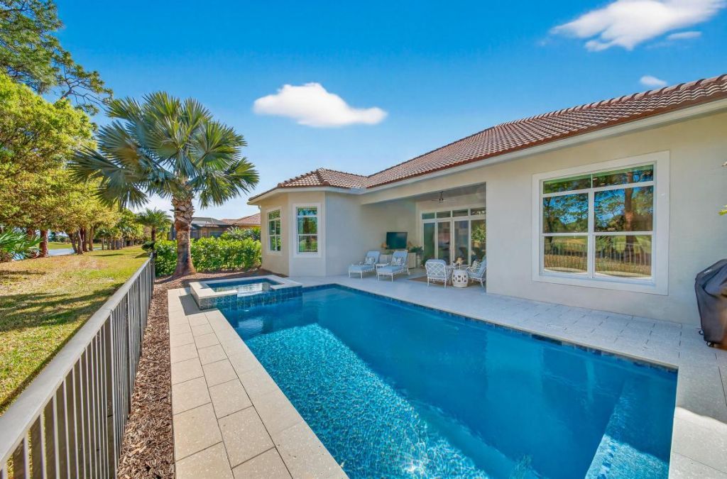 10241 SW Visconti Way, Port Saint Lucie, FL 34986 Photo