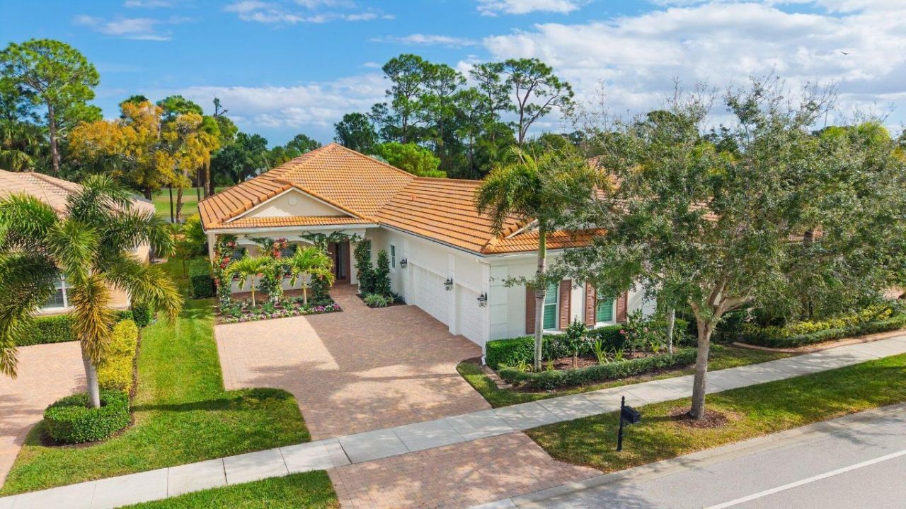 10241 SW Visconti Way, Port Saint Lucie, FL 34986 Photo