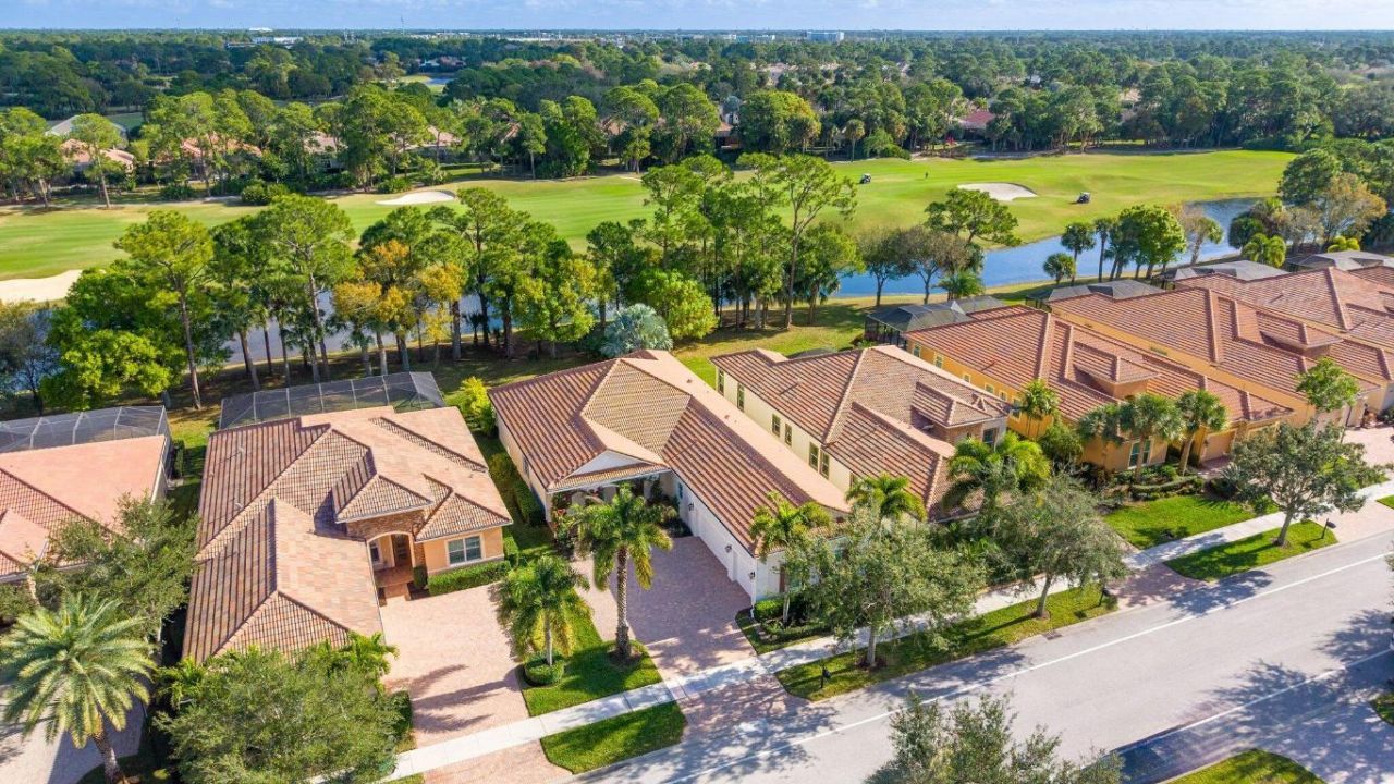 10241 SW Visconti Way, Port Saint Lucie, FL 34986 Photo