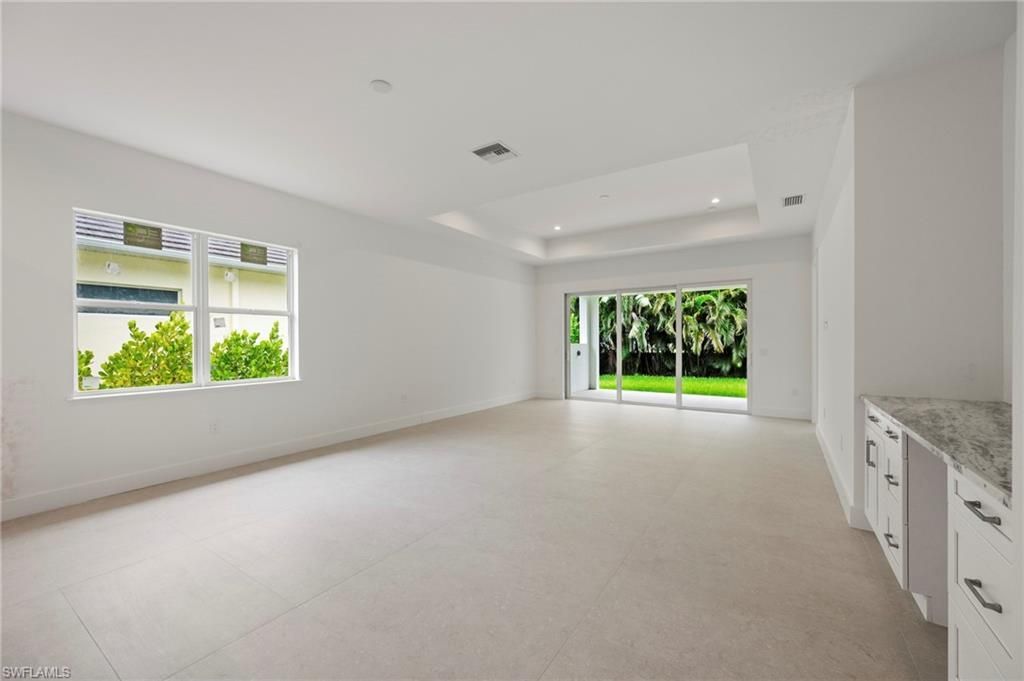 2548 Linda Dr, Naples, FL 34112 Photo