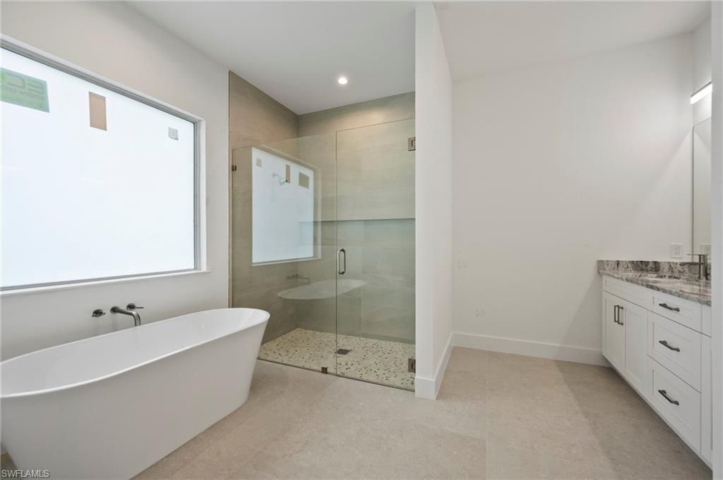 2548 Linda Dr, Naples, FL 34112 Photo