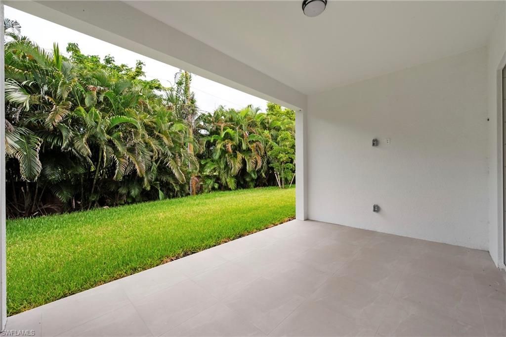 2548 Linda Dr, Naples, FL 34112 Photo