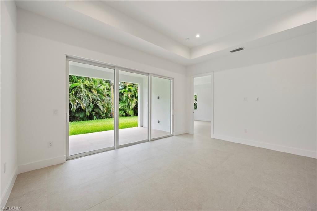 2548 Linda Dr, Naples, FL 34112 Photo