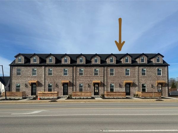 5904 S Bellview Road, Rogers, AR 72758