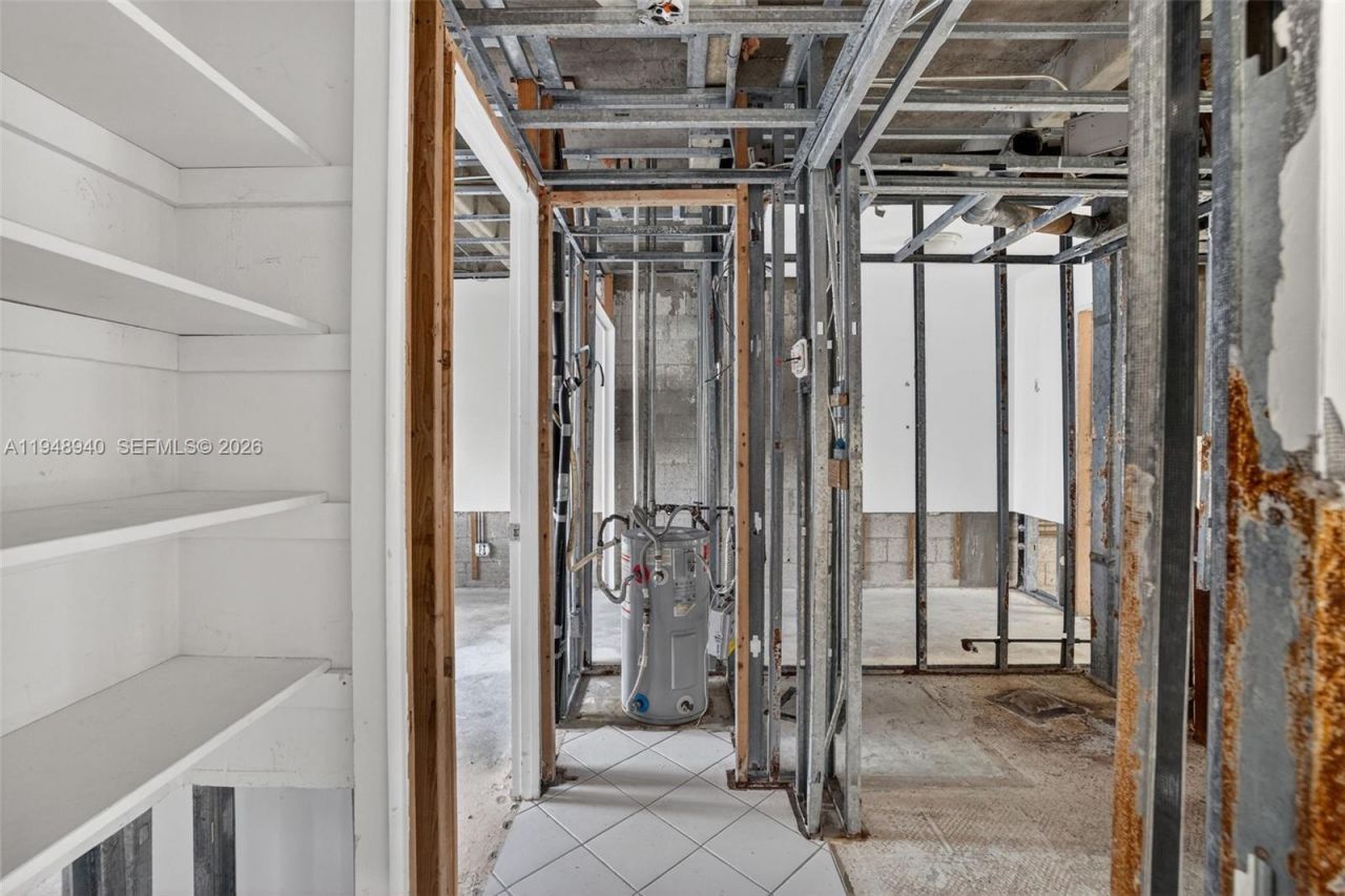 6060 S Falls Cir Dr, Unit 306, Lauderhill, FL 33319 Photo