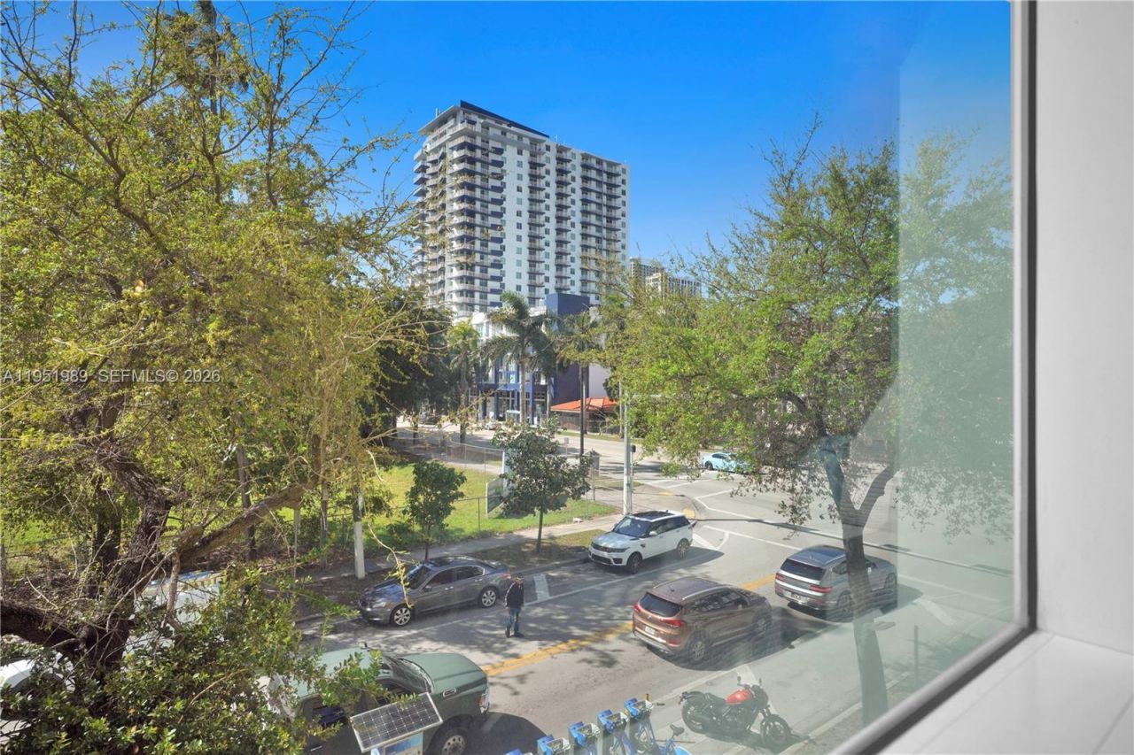 2001 Biscayne Blvd, Unit 3213, Miami, FL 33137 Photo