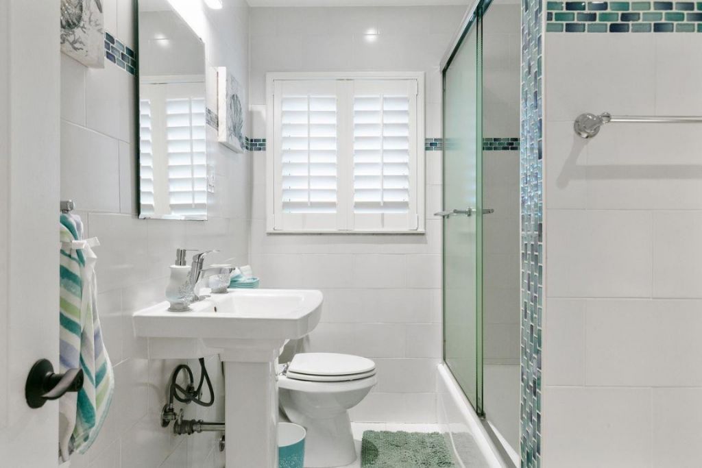 1900 N Victoria Park Road, Fort Lauderdale, FL 33305 Photo