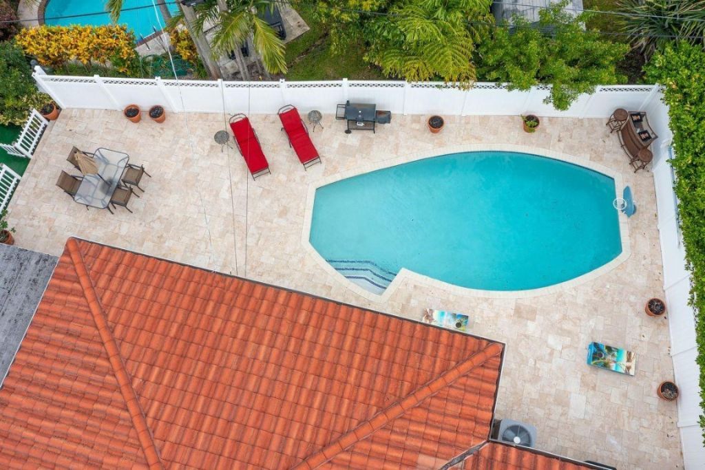 1900 N Victoria Park Road, Fort Lauderdale, FL 33305 Photo