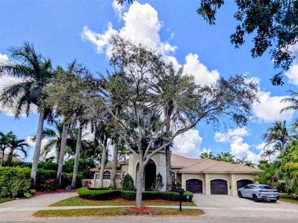 104 Dockside Cir, Weston, FL 33327