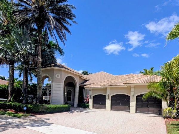 104 Dockside Cir, Weston, FL 33327