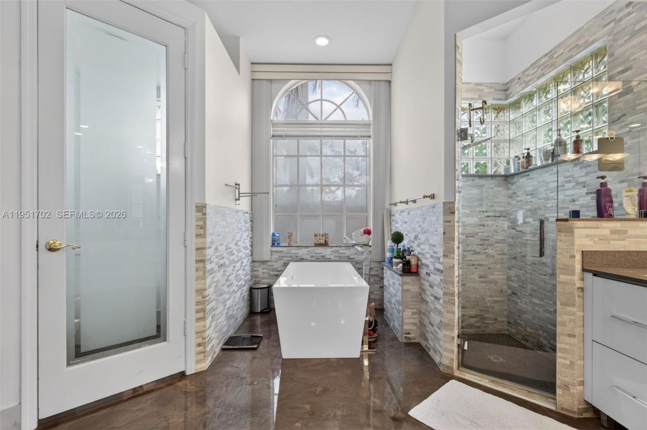 104 Dockside Cir, Weston, FL 33327 Photo