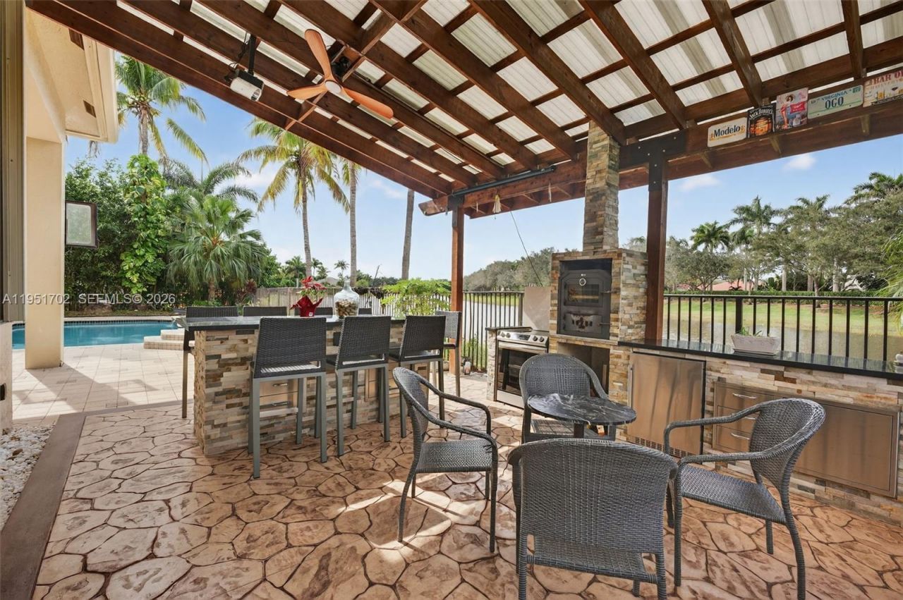 104 Dockside Cir, Weston, FL 33327 Photo