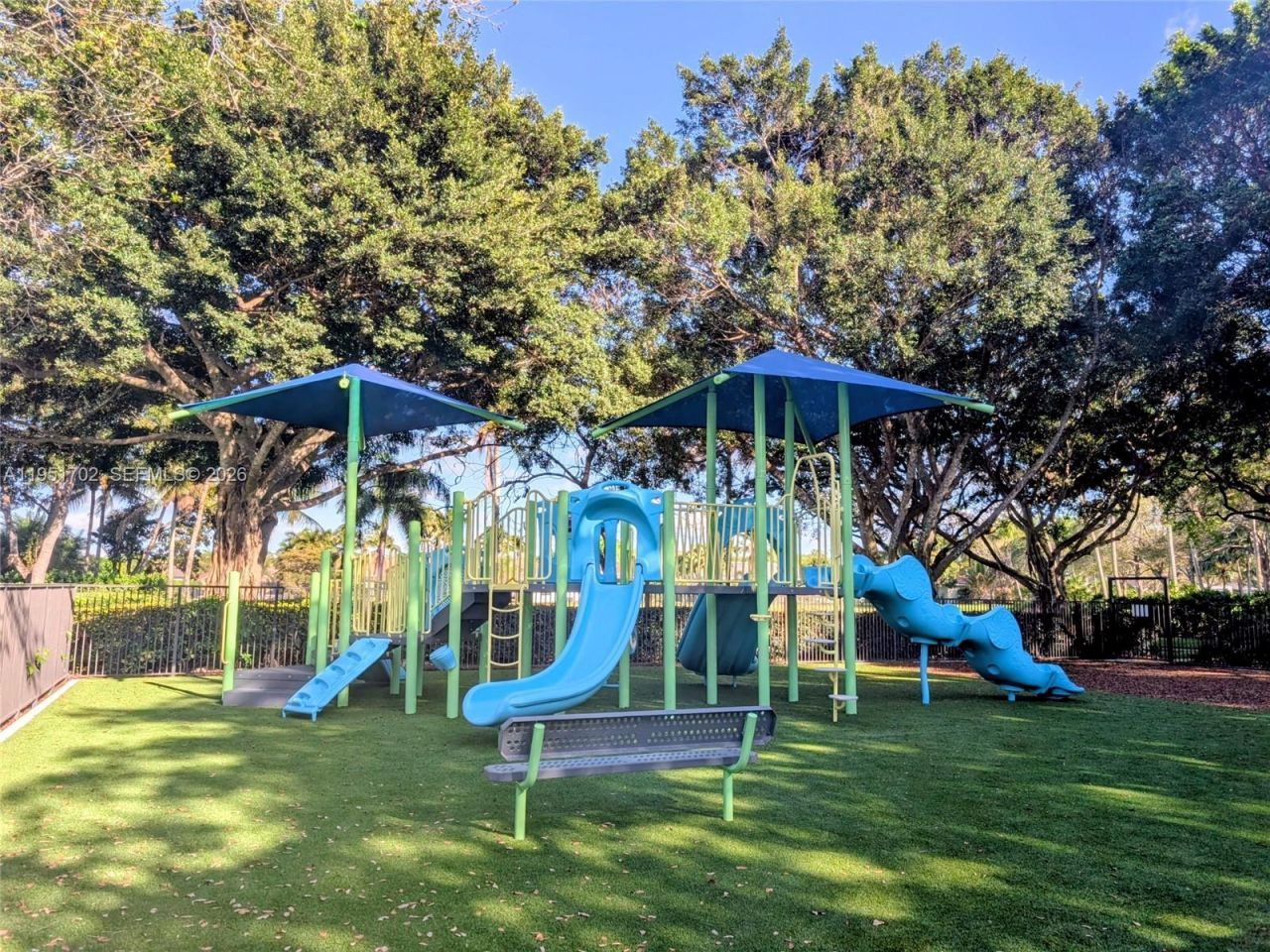 104 Dockside Cir, Weston, FL 33327 Photo