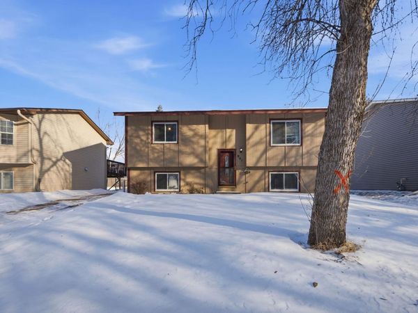 941 104th Avenue NW, Coon Rapids, MN 55433