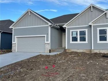 1210 SE Windbreak Drive, Lee's Summit, MO 64081