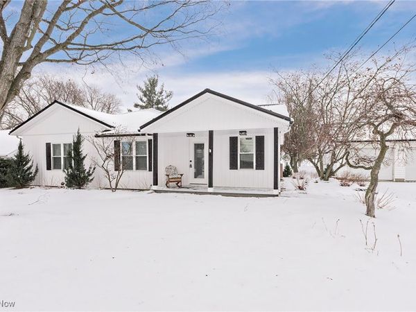 16008 Button Street, Middlefield, OH 44062