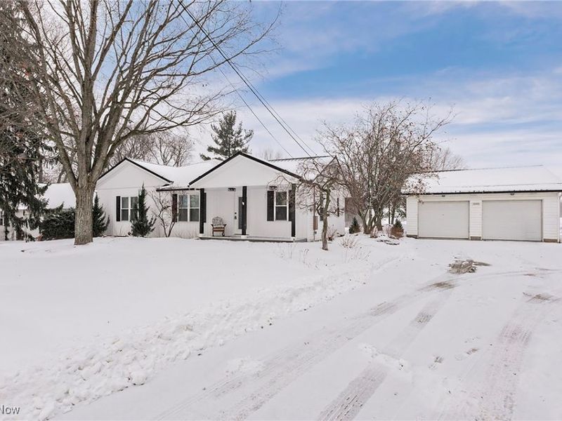 16008 Button Street, Middlefield, OH 44062 Photo 3