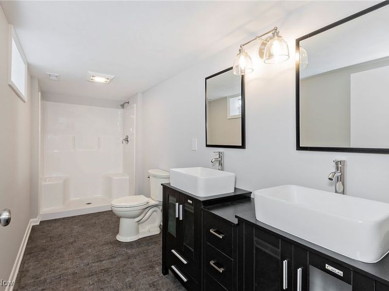 16008 Button Street, Middlefield, OH 44062 Photo 38