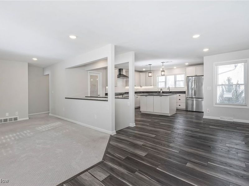 16008 Button Street, Middlefield, OH 44062 Photo 5