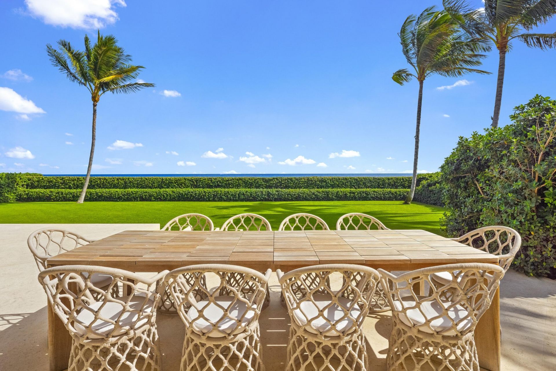 680 S Ocean Boulevard, Palm Beach, FL 33480 Photo